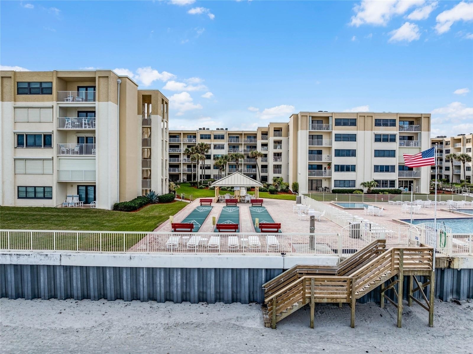 NSB Homes sells Castle Reef condos in New Smyrna Beach 386-235-8588
